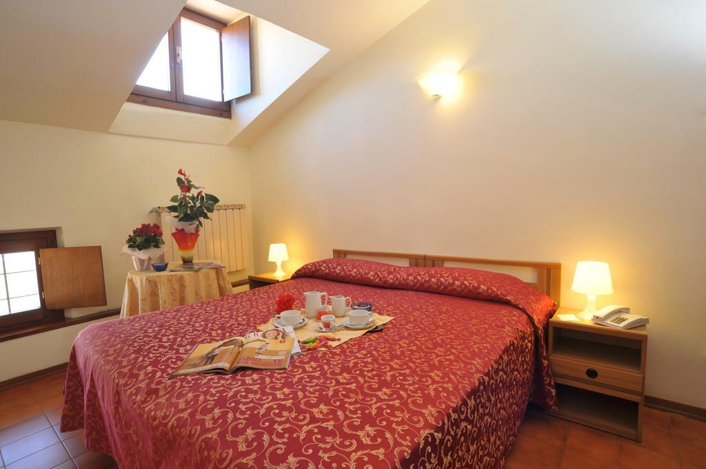Hotel Delizia Genovese Montecatini Terme Ruang foto